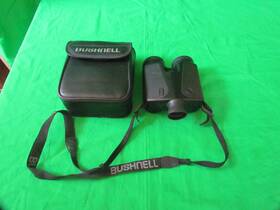200400-003404 Bushnell Golf Range Finder Yardage Pro Model With Case Nice Tested