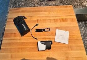 I70-02250-00 Garmin Approach Z82 Laser Rangefinder Golf Gps - New Like Condition