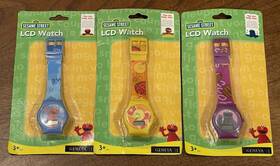 Geneva 653899600204 Sesame Street Lcd Watch Big Bird And Elmo Cookie Monster Lot Of 3 Sealed Vintage