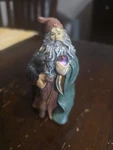 Vintage 1990S Resin Wizard Figurine Holding Crystal Ball Orbit & Black Raven. Fixed Price $10.25.