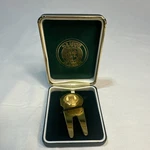 Old Course St Andrews Double Prong Golf Divot Tool W/ Ball Marker Case. Fixed Price $16.00.