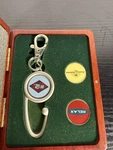 Tommy Bahama Divot Tool And Golf Ball Marker Set. Fixed Price $13.49.
