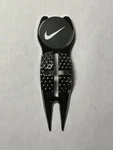 Crosshairs Divot Tool & 1" Nike Swoosh Flat Coin Style Golf Marker - Beauty!. Fixed Price $14.00.