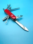 Victorinox Fieldmaster Swiss Army Knife Multi Tool 91MM Red .. Fixed Price $22.49.