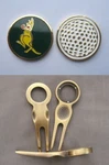 1 Only Golf Divot Tool & Ball Marker Green And Gold Kangaroo - Australia. Fixed Price $11.11.