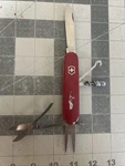 Vintage Victorinox Golfer 91MM Plus Scales Divot Tool Rare. Fixed Price $59.00.