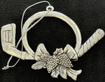 Pewter Vintage Christmas Holiday Ornament Wreath With Golf Club Double-sided. Fixed Price $7.99.